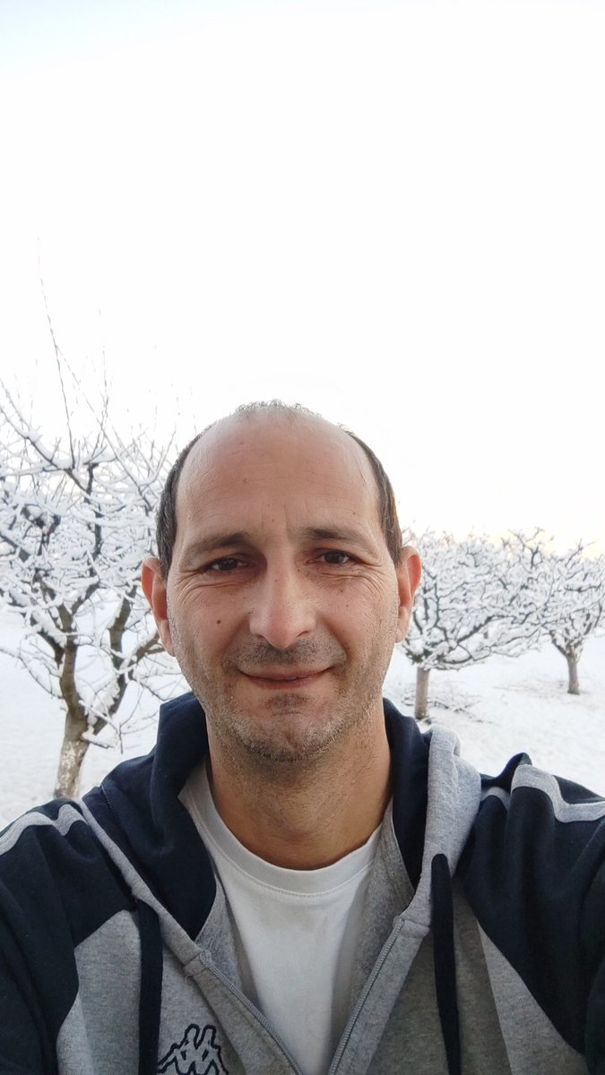 andreescu89147's tweet photo. Good morning from Romania! Looking woman! Single https://t.co/vFpAbwGx12