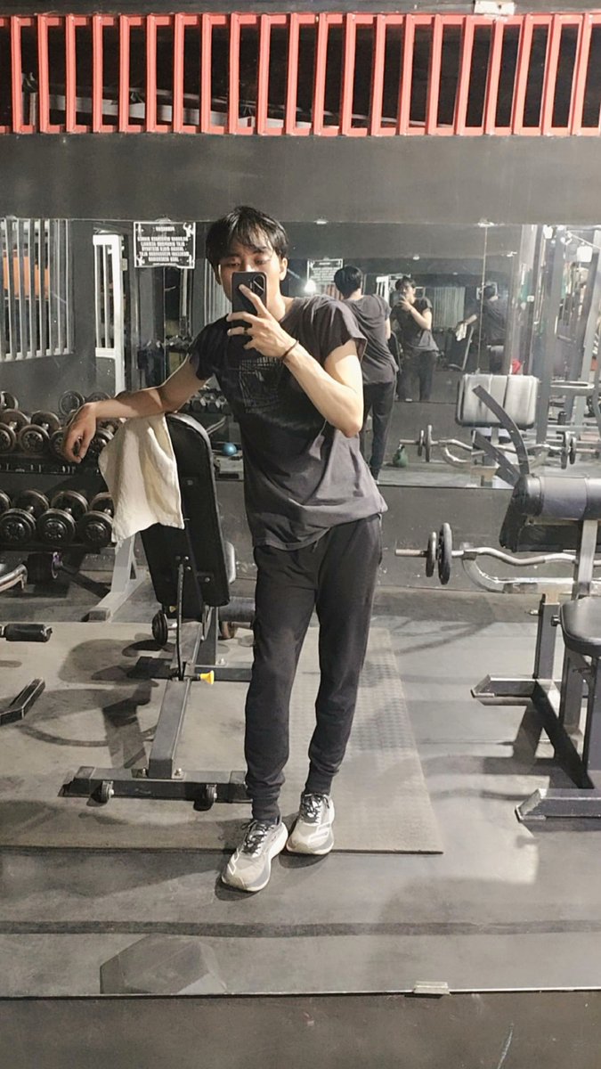 dehankeee's tweet photo. Day 23 ges
^3kg not bad ya https://t.co/VFfzLqfTeR