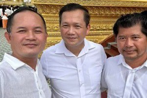 Superkai789's tweet photo. @straits_times BREAKING: #HunSenFamily by #HuiOne is #launderingMoney for a #Scammer group in cambodia and should be #arrested by #Interpol #FBI #USA #CHINA for their involvement in #HumanTrafficking #Crime , defrauding people worldwide. #CatchMeIfYouCan #HunSenFamilyAreEconomicAndWarCriminals https://t.co/9suTVpzOoq