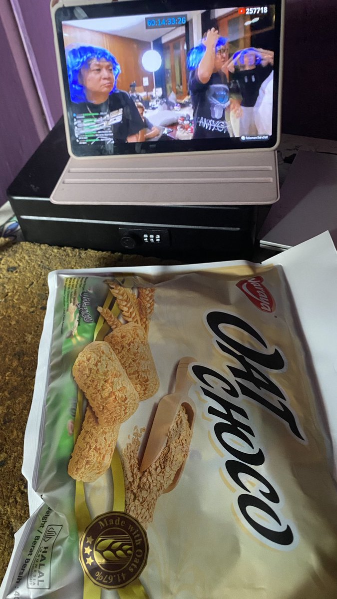 SutanAudy's tweet photo. pulang kerja sll dibawain jajan ayah wkwkw lutunaaa😘🥰😍🙆‍♀️🩷🌷🌸🫶🏻✨🥹😀🤩🌻🌻🌻🌻 https://t.co/2vbylfvTch