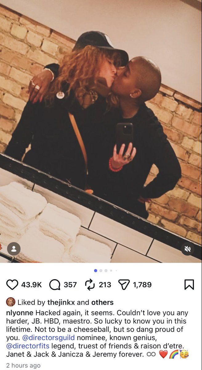 나타샤리온 헤테로인거 너무 구라같은 세상이라고 원망했는데 갑자기 인스타에 파트너 공개해서 눈 세번 비빔