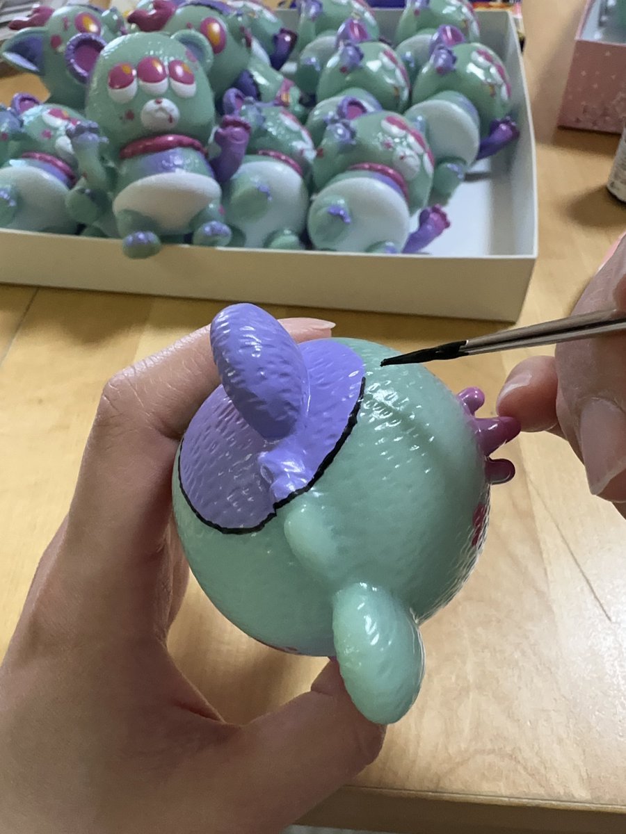 ゾンビカラーGID ver.💚 染め→塗装→筆塗り こだわって製作しました