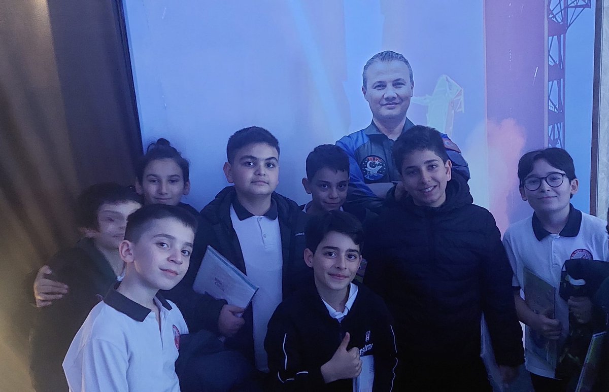 BilalyasarOO's tweet photo. Maarifin Kalbinde Ramazan Etkinlikleri 
Öğrencilerimiz Külliye'deki Ramazan etkinliklerine katılarak Ramazan'ın coşkusunu doyasıya yaşadı.
@KeciorenMEM 
@MemAnkara 
@Yasarturk6155 https://t.co/9rHamiMmuU