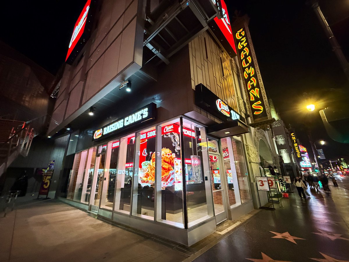 Attractions 360° tweet media