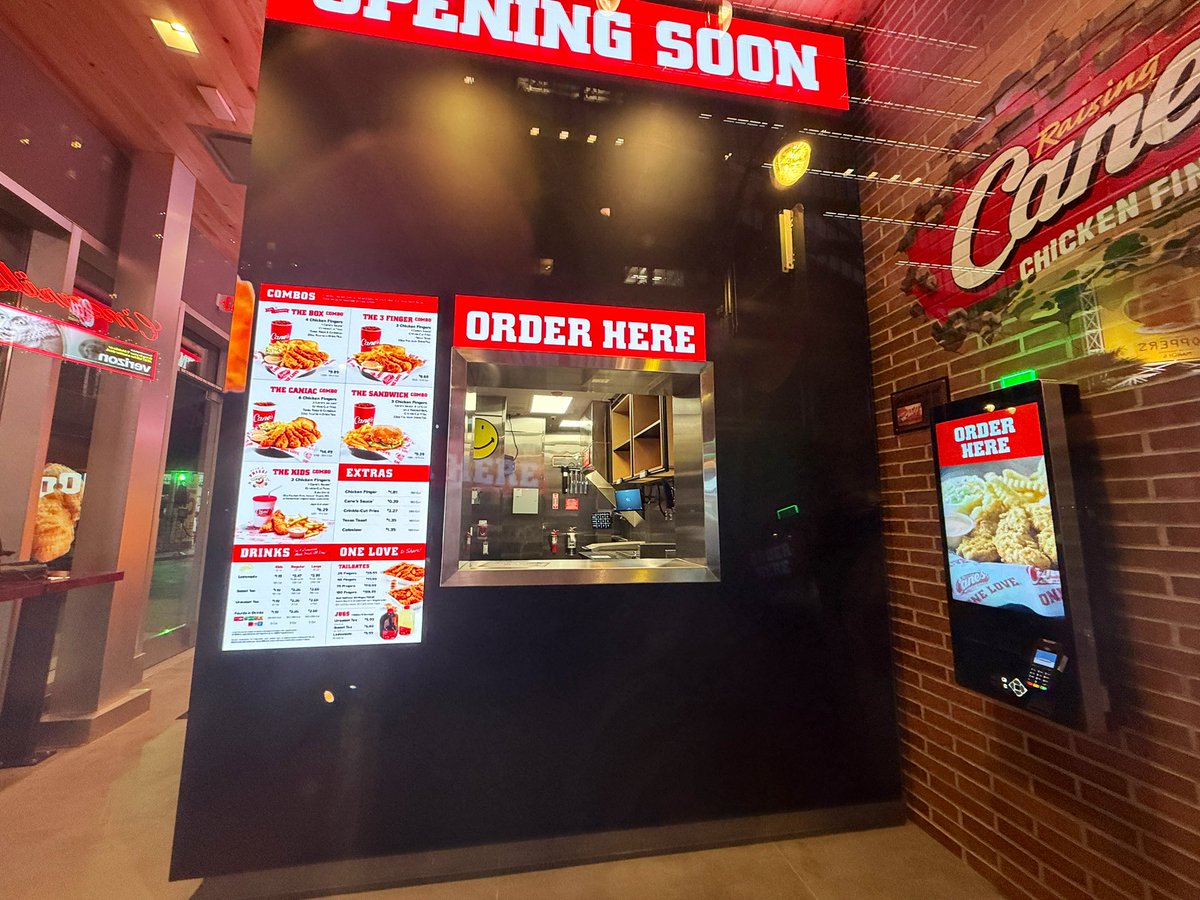 Attractions 360° tweet media