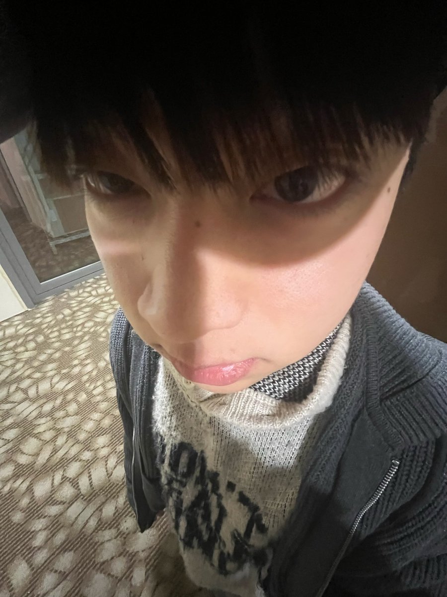 1ng__ng's tweet photo. 아개웃기게생겻다 https://t.co/1vEWZNbOKQ