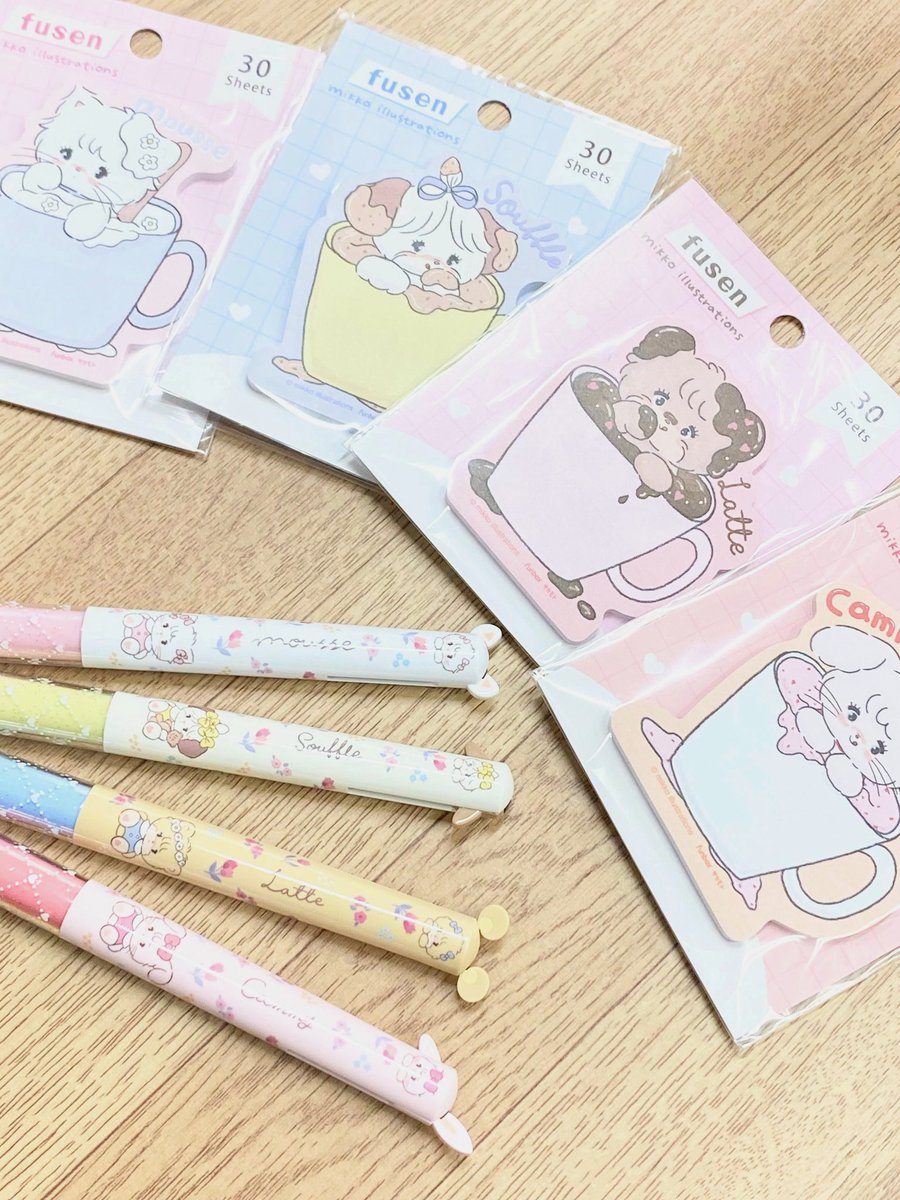 kameya_hamacho's tweet image. 🌷新商品入荷のお知らせ🌷
mikko（ミッコ）グッズ続々と入荷中です✨️

人気キャラクター《ミッコシリーズ》から
・アクリルホルダー
・ダイカットふせん
・ハート型みミラー
・キャラクターボールペン
などなど…！かわいいアイテムが勢ぞろいです💕
#mikko　#ミッコ　#新商品　#かわいい文具