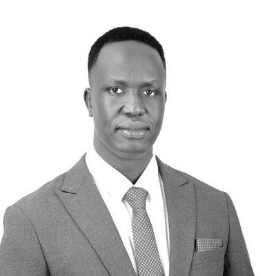 ezekiel_arol's tweet photo. After 2013 and 2016 wars, a lot of countries that had promised and started investing in South Sudan abandoned us. Some even cancelled signed agreements because it wasn't safe anymore in South Sudan which was totally understandable.

However, two countries remained and still stand with South Sudan till today. Those countries are Ethiopia and Kenya. The biggest investments in South Sudan right now that's infrastructure(hotels and apartments) and financial sector(banks) are either owned or run by Ethiopians and Kenyans respectively. 

I'm not saying other countries aren't doing anything in South Sudan because even Somalia is doing a lot in oil and gas but the gamble those two took on us is unbelievable. Even when KCB lost millions of dollars in 2013, they never thought of leaving South Sudan and still have loans till 2019.

One thing is for sure, there is ready market in South Sudan which is the only advantage we have over other East African countries. It's our hope that this will attract more investors because we shall surely need helping hands to push this young population. 

It may not be now but time will come when it will be totally safe to invest in South Sudan. Time will come!!

~ Akech Andrew