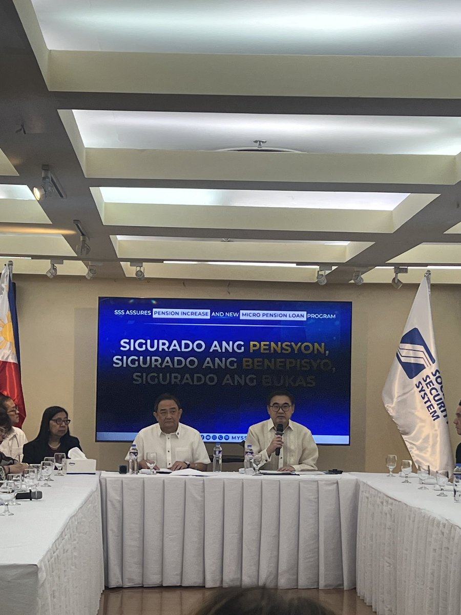 LOOK: The Social Security System (SSS) said it plans to launch a micro loan program by the second quarter this year with an 8% annual interest rate.

<a href="/bworldph/">BusinessWorld</a>