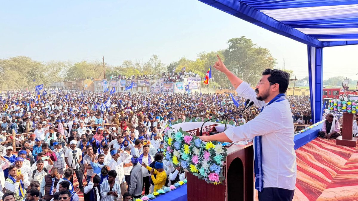 ऐतिहासिक स्वागत, अपार जनसमर्थन और जोश से भरी मौजूदगी के लिए जौनपुर की जनता को दिल की गहराइयों से धन्यवाद 🙏

यह कारवां अब रुकेगा नहीं; सामाजिक न्याय और सम्मान की लड़ाई और मजबूती से आगे बढ़ेगी। <a href="/BhimArmyChief/">Chandra Shekhar Aazad</a>
 #ASP_K_Mission2027
#UPMaangeChandraShekharAzad