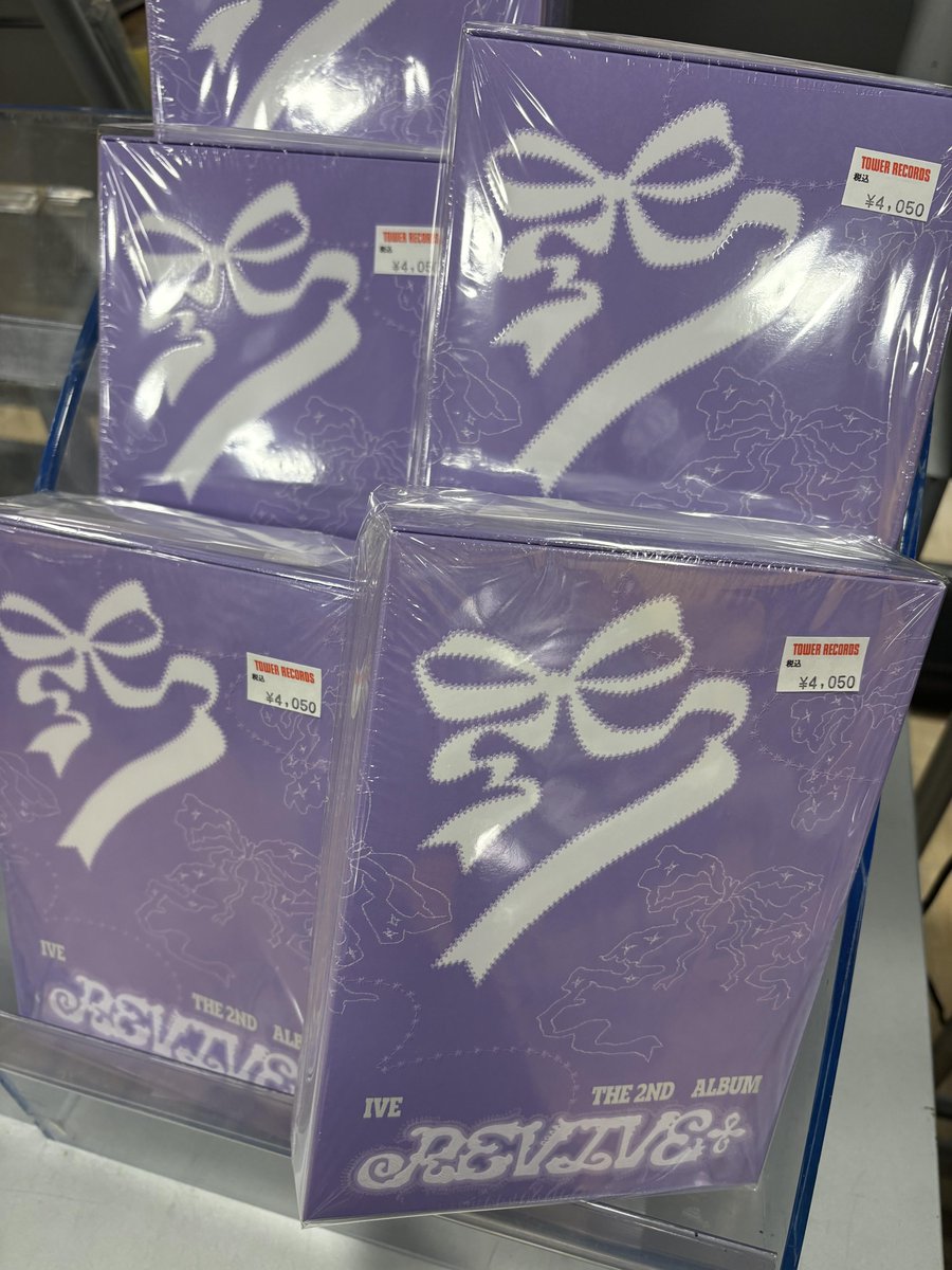 IVE】 2nd FULL ALBUM 『REVIVE+: IVE Vol.2』 LOVED IVE ver. 入荷