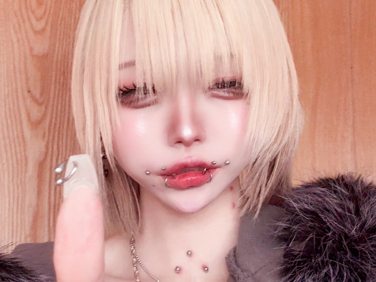 rvisk9's tweet photo. 誰かの癖に刺さらないかな https://t.co/HmxuG9jVri
