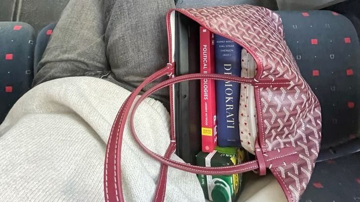 girlsnotes_'s tweet photo. study with discipline, succeed with ease https://t.co/kdioAlDm0a