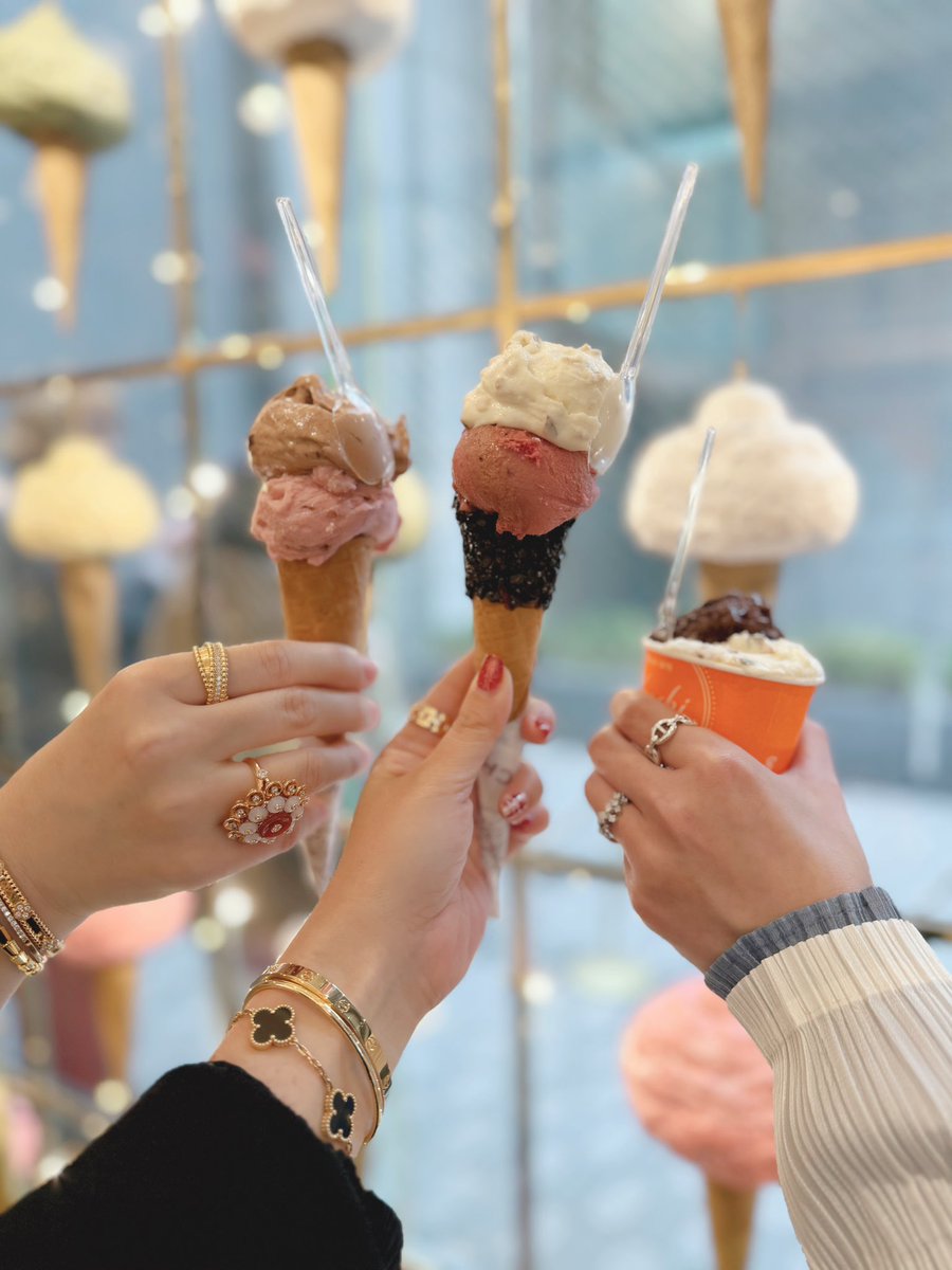 みんなブレスレット3つ付けてて、ブレスレット欲が無事に？高まりまし