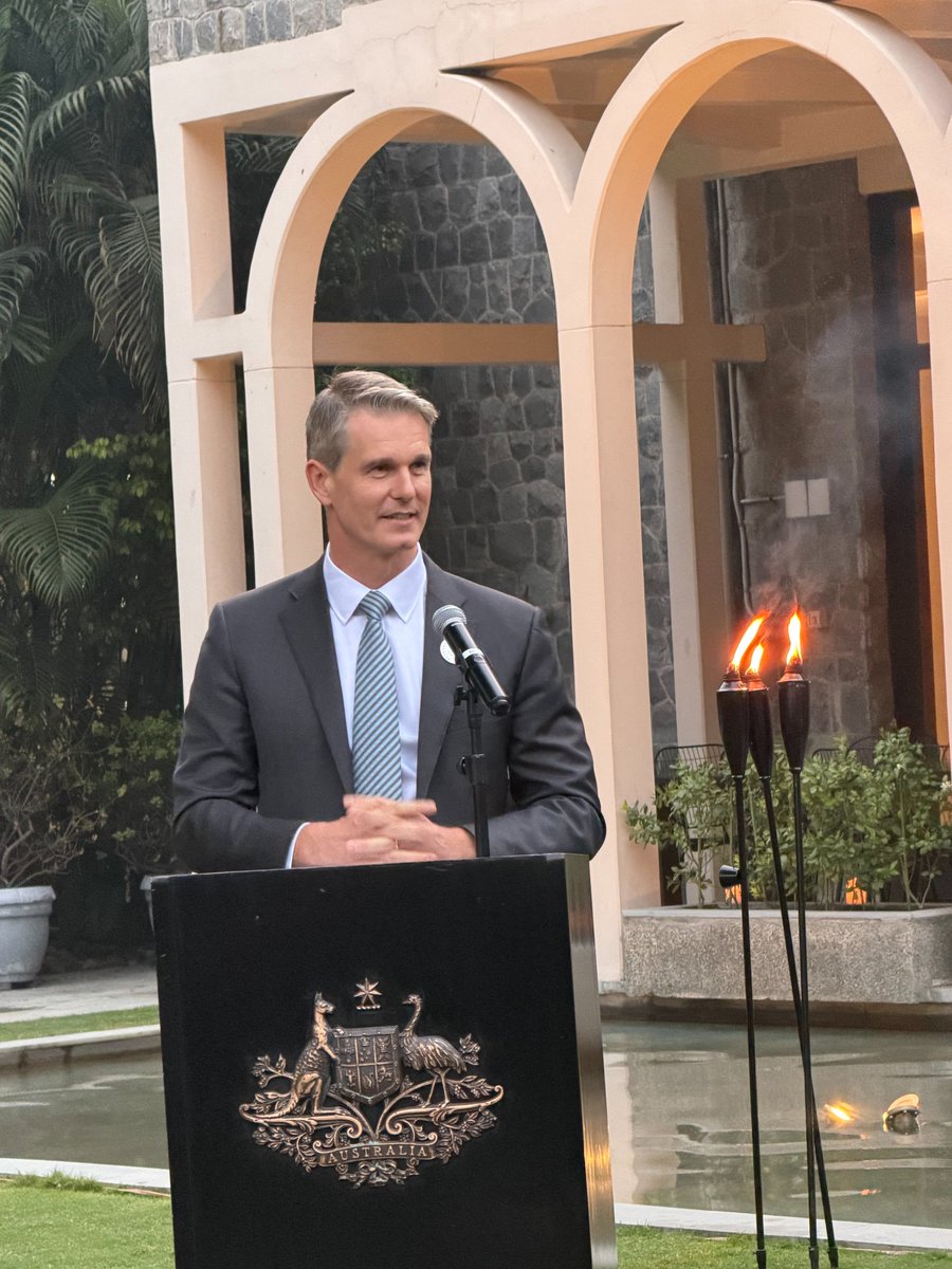 SurenderVikram's tweet photo. Great night of tech diplomacy 🤝 at the 🇦🇺 High Commission, New Delhi, meaningful discussions on #AI #DPI #AustraliaIndiaRelations #Technology #aiimpactsummit2026 #DigitalTransformation #Sydney https://t.co/CbJublSbBp