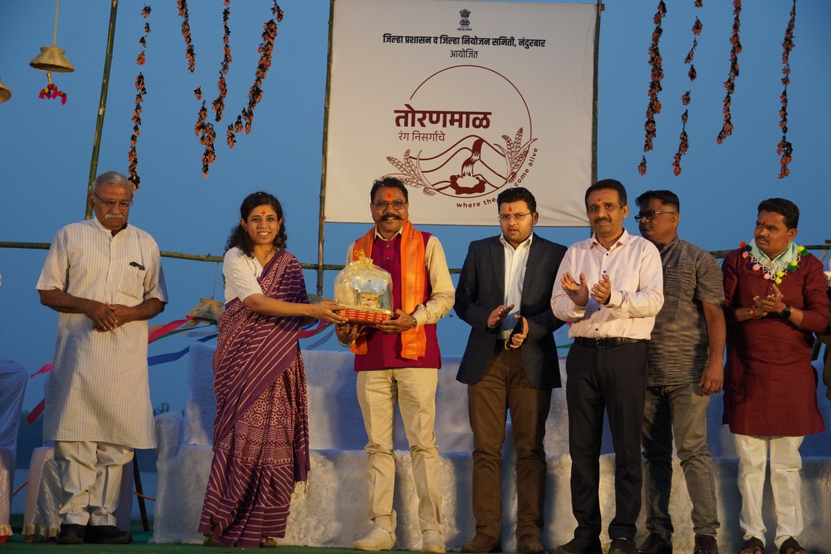 DC_Nandurbar's tweet photo. तोरणमाळ महोत्सव २०२६ (२०–२२ फेब्रु.) उत्साहात संपन्न! 

आदिवासी संस्कृती, पर्यावरणपूरक आयोजन, झिपलाईन अ‍ॅडव्हेंचर, २२ महिला स्टॉल्सचा उत्तम प्रतिसाद आणि Tribal Academy विद्यार्थ्यांचा स्वयंसेवक सहभाग यामुळे पर्यटन व स्थानिक रोजगाराला मोठी चालना. 

#ToranmalFestival2026 #nandurbar https://t.co/naY12JQMw3