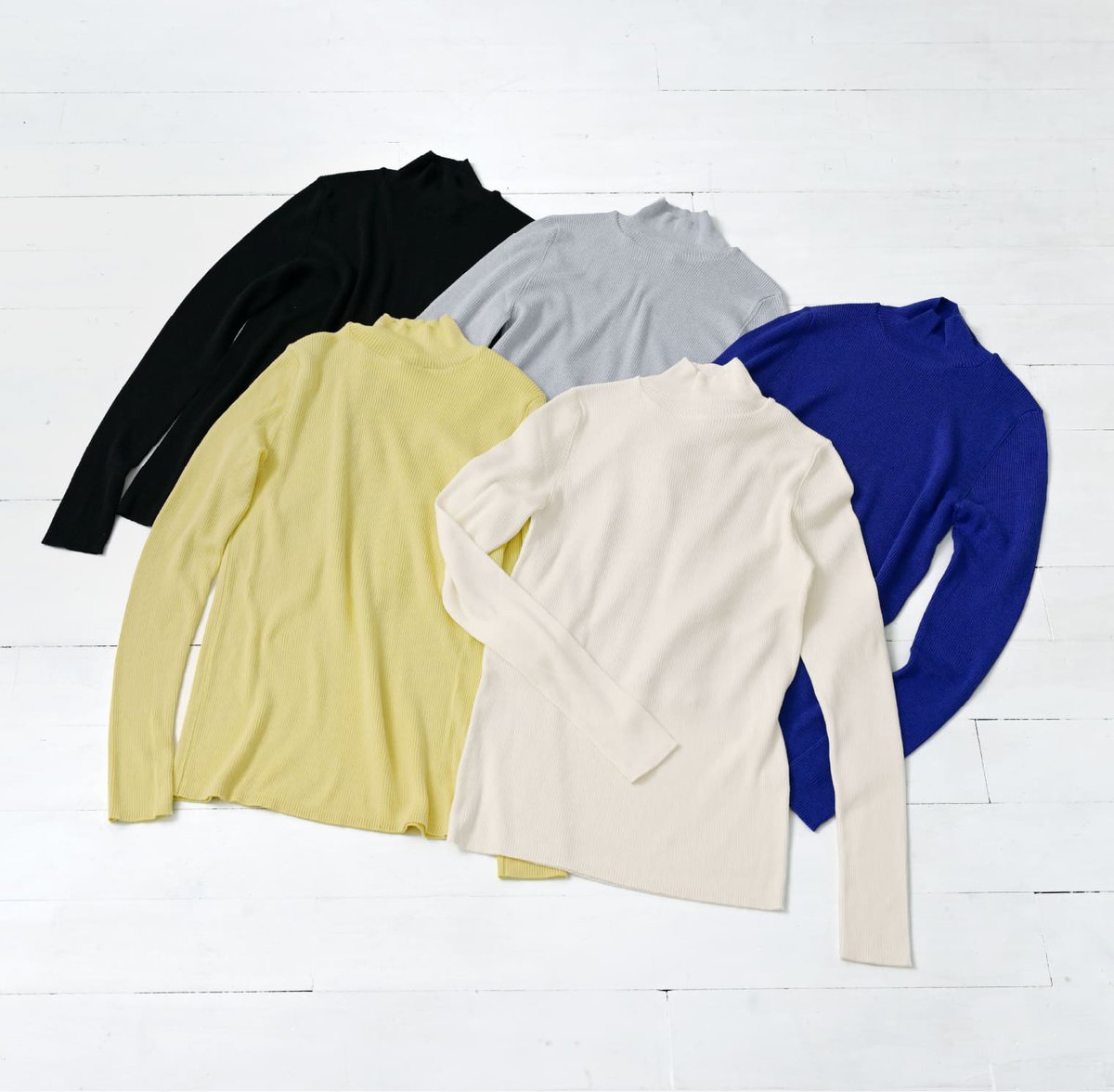 mino_226's tweet photo. 【新商品】リブ編みプルオーバー なめらかコットンシルク

春夏の装いに寄り添う、肌ざわりの良いプルオーバー。なめらかなコットンシルクの糸を使用し、細かなリブ編みで薄手に仕上げた一枚です。直接触れても心地よく、素材の上質さを実感いただけます。

詳しくはこちら
https://t.co/dADjRpNbS8 https://t.co/yX2zLsP2Dn