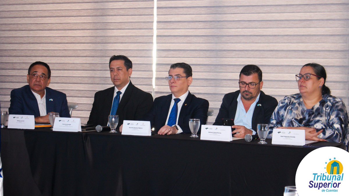 TSCHonduras's tweet photo. @TSCHonduras coordinó la 2da jornada de capacitación ofrecida hoy a un grupo de 27 alcaldes y alcaldesas del país que asumieron por primera vez sus cargos, con la finalidad de informar los requerimientos necesarios para elaborar y presentar el Informe de Rendición de Cuentas https://t.co/OSvVkNgD94