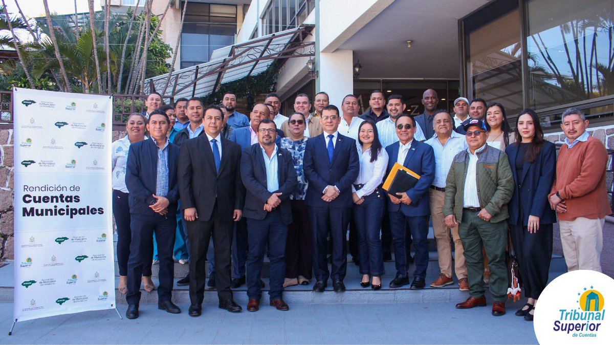 TSCHonduras's tweet photo. @TSCHonduras coordinó la 2da jornada de capacitación ofrecida hoy a un grupo de 27 alcaldes y alcaldesas del país que asumieron por primera vez sus cargos, con la finalidad de informar los requerimientos necesarios para elaborar y presentar el Informe de Rendición de Cuentas https://t.co/OSvVkNgD94