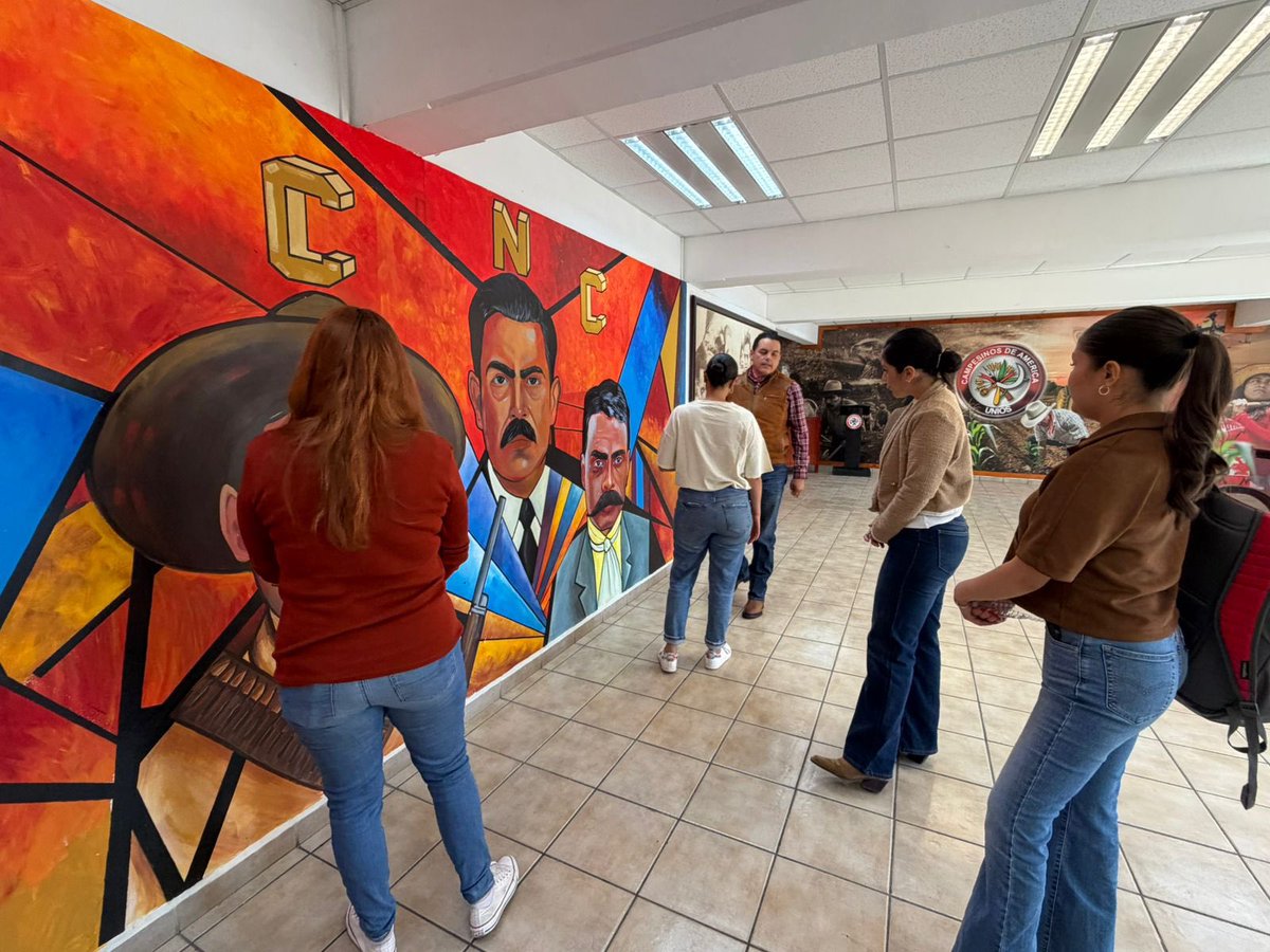 ¡Próximamente les tendremos buenas noticias! 🤠

Junto a nuestras amigas del <a href="/ONMPRIDurango/">ONMPRI DGO</a>, estamos preparando un dinámica para las mujeres de #Durango en el marco del 8 M. 🙋🏻‍♀️

¡Estén al pendiente! 😉

<a href="/tonomorales_7/">Toño Morales</a> <a href="/Pamgarciabrito/">Pamela G. Brito</a>