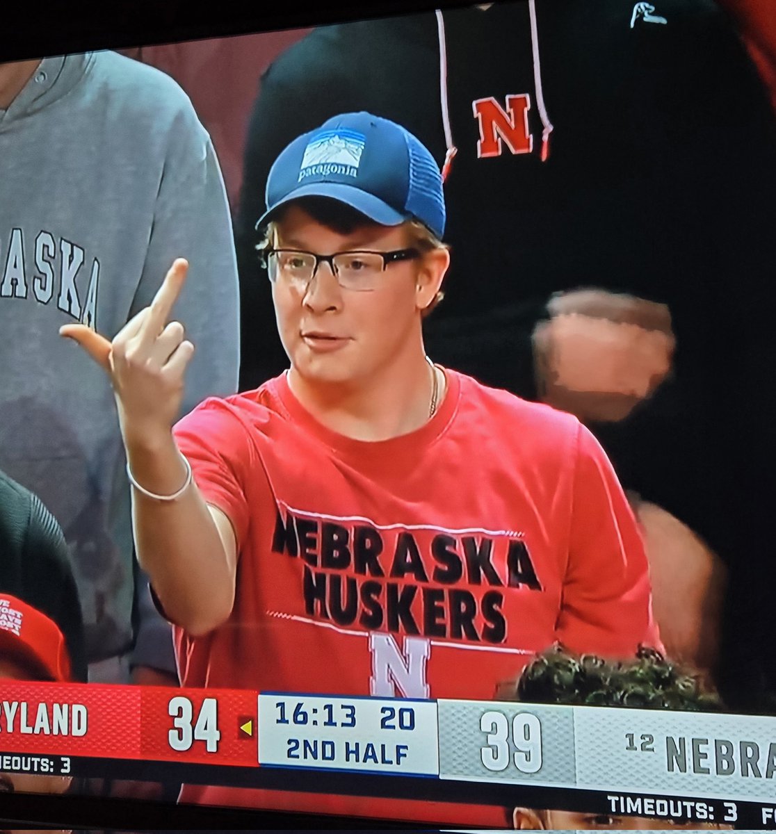 Crazy_Husker's tweet photo. @bigten fire all of your employees! So embarrassing yall pay these turd Officials! 

#BigTen #Refyousuck #Huskers https://t.co/GLuME4LRyz