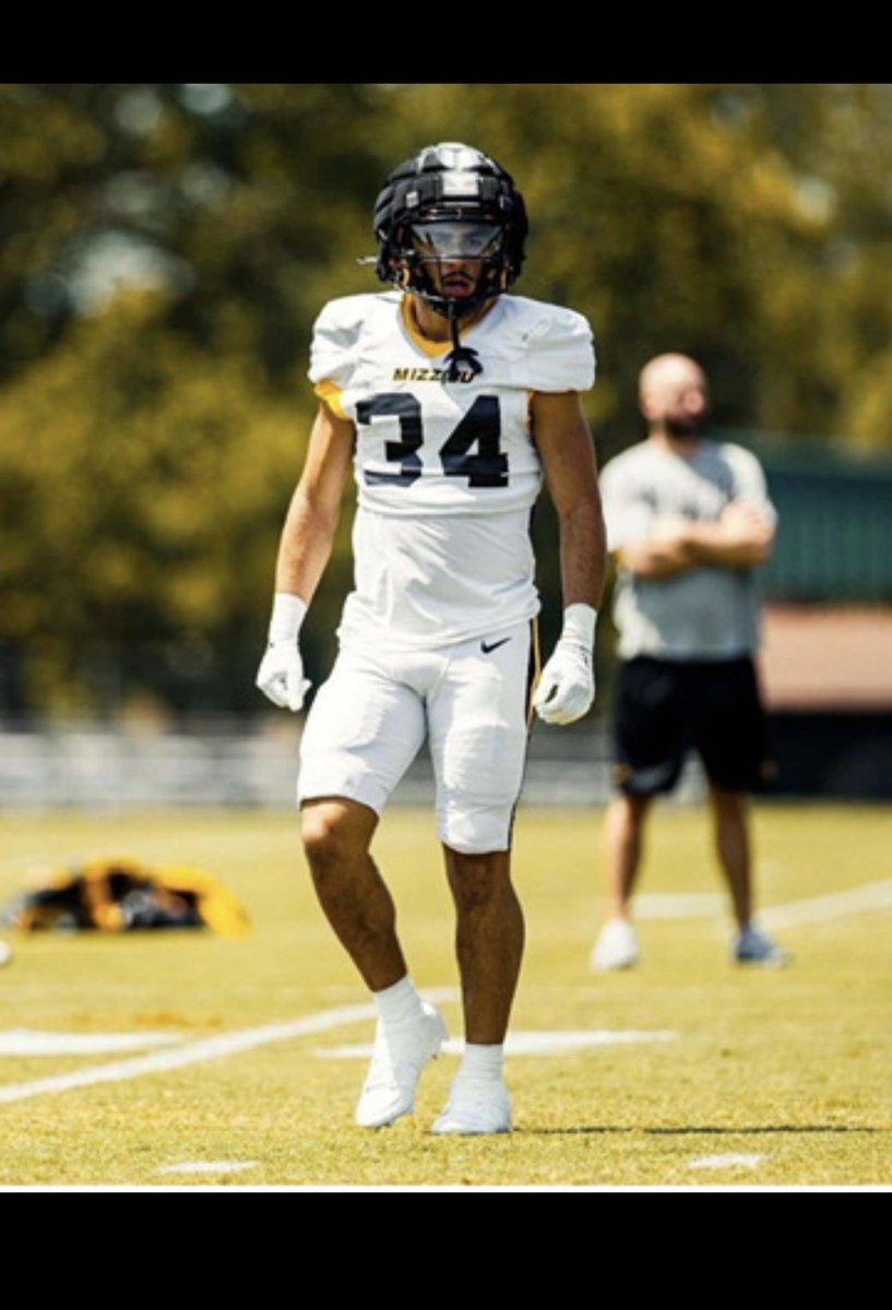 saucey183's tweet image. This Tiger Momma is beyond ready for some Mizzou football ! #MizzouMom #SafetyFirst #AlmostTime 🖤💛34 @jacksonhancock_