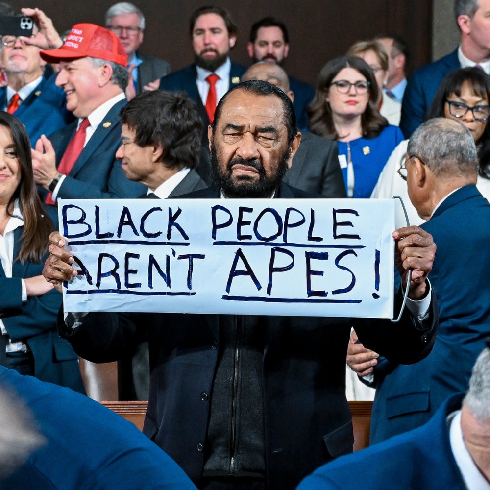 NEWSMAX's tweet image. Republicans are again moving to censure Rep. Al Green, D-Texas, after he was removed from the House chamber for disrupting President Donald Trump's State of the Union address to a joint session of Congress Tuesday night. MORE: bit.ly/47b6rIR