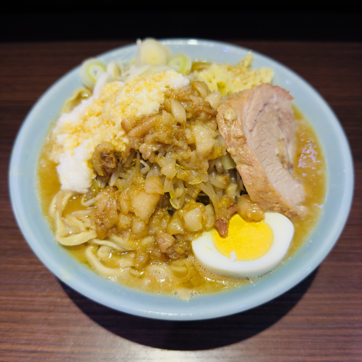 220nisiwaseda's tweet photo. おはようございます☀

本日通常営業です🈺

トロロラーメン各種、今週日曜日までです☝️

来週からはまた新たな限定がスタートします‼️

本日の限定Aはしょうがです🙏

よろしくお願いします🙇 https://t.co/y5KdH45CWu