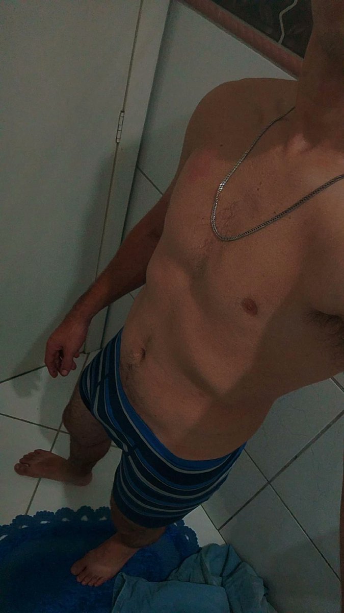 Jr34p02's tweet photo. Hora do banho 🚿☺️ https://t.co/9g7icetkkX