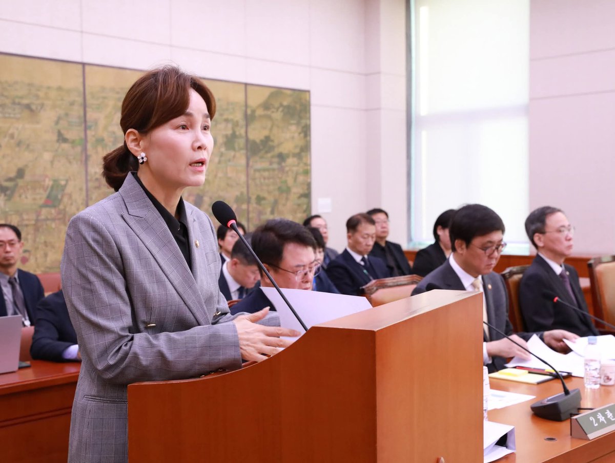 국민을 위한 입법, 어떤 상황에서도 멈추지 않습니다

오늘 열린 문화체육관광위원회 전체회의는 소위원회에서 심사한 주요 법안들을 의결했습니다. 문화·체육·관광 분야의 제도적 기반을 강화하기 위한 중요한 입법입니다.

m.blog.naver.com/oklim777/22419…