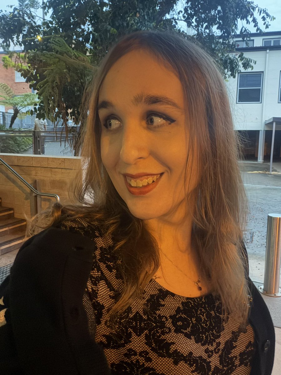 Goddess Willow 🇦🇺🐭🪤 ΘΔ Comms 2/3 Available tweet media