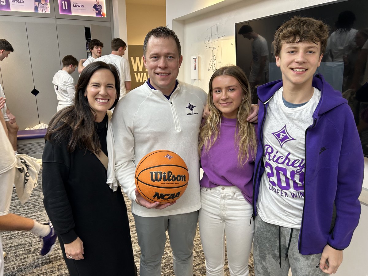 Jason Donnelly tweet media