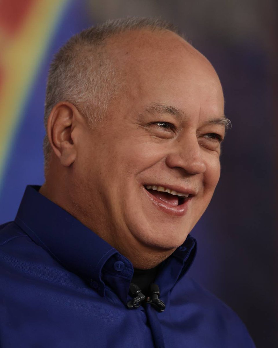 La sonrisa que perturba a los amargados, el bebé gerber <a href="/dcabellor/">Diosdado Cabello R</a> #PorElCaminoDeChavezSiempre