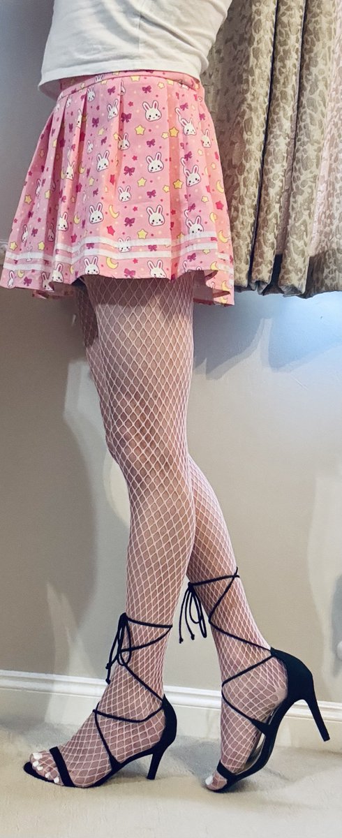 slave4using's tweet photo. My first outing - after an afternoon getting ready in my most sissy clothing, I was sent to the woods to take a specific picture for Sir.

The pictures I sent to him before I left. https://t.co/iPQQEYL3rp