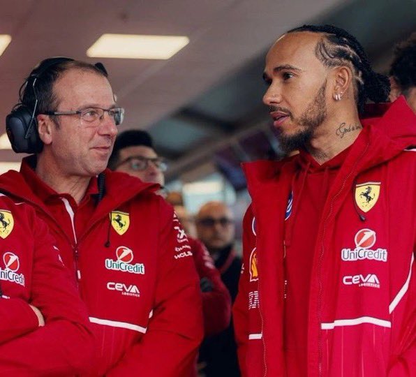 Yhacbec's tweet photo. Esta mañana han aparecido versiones afirmando que en la app F1TV ya no escucharemos más (en México) la transmisión de Argentina con Don Fernando y equipo en la transmisión en español, me dí a la tarea de preguntar en el equipo de Sky Sports México y me dicen que por el momento no hay nada de eso confirmado.

Les puedo confirmar que hasta hoy todo sigue como estaba en cuanto a F1TV, (si bien es cierto que tampoco hay una confirmación de que seguirá todo como estaba) hay que esperar comunicados oficiales antes de dar por hecho una noticia. 
Al menos hasta hoy no hay ningún indicio serio de que Televisa esté planeando ser la señal en español en la F1TV para México. #F1 #Formula1
