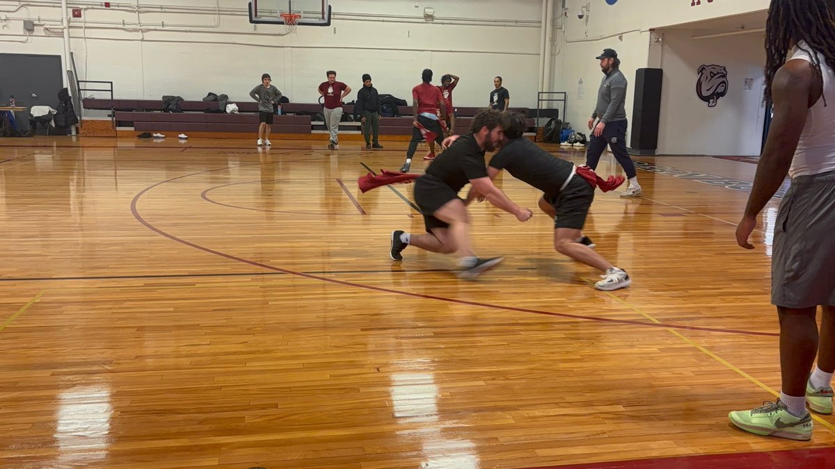 DeanCollegeFB's tweet photo. Getting better and having fun doing it 🐾‼️ https://t.co/V4tAEyPB14