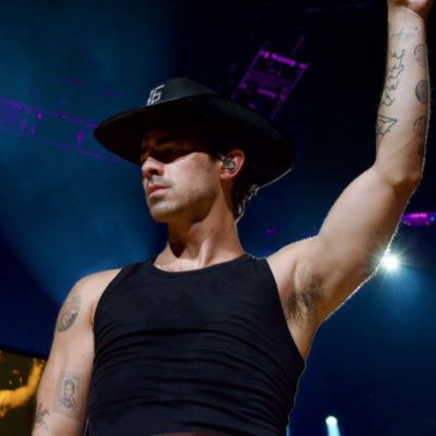 a7marbd's tweet photo. Mudando meu icon pra manifestar a minha ida pro show do Jonas Brothers, amém https://t.co/aPsRoiJRvv