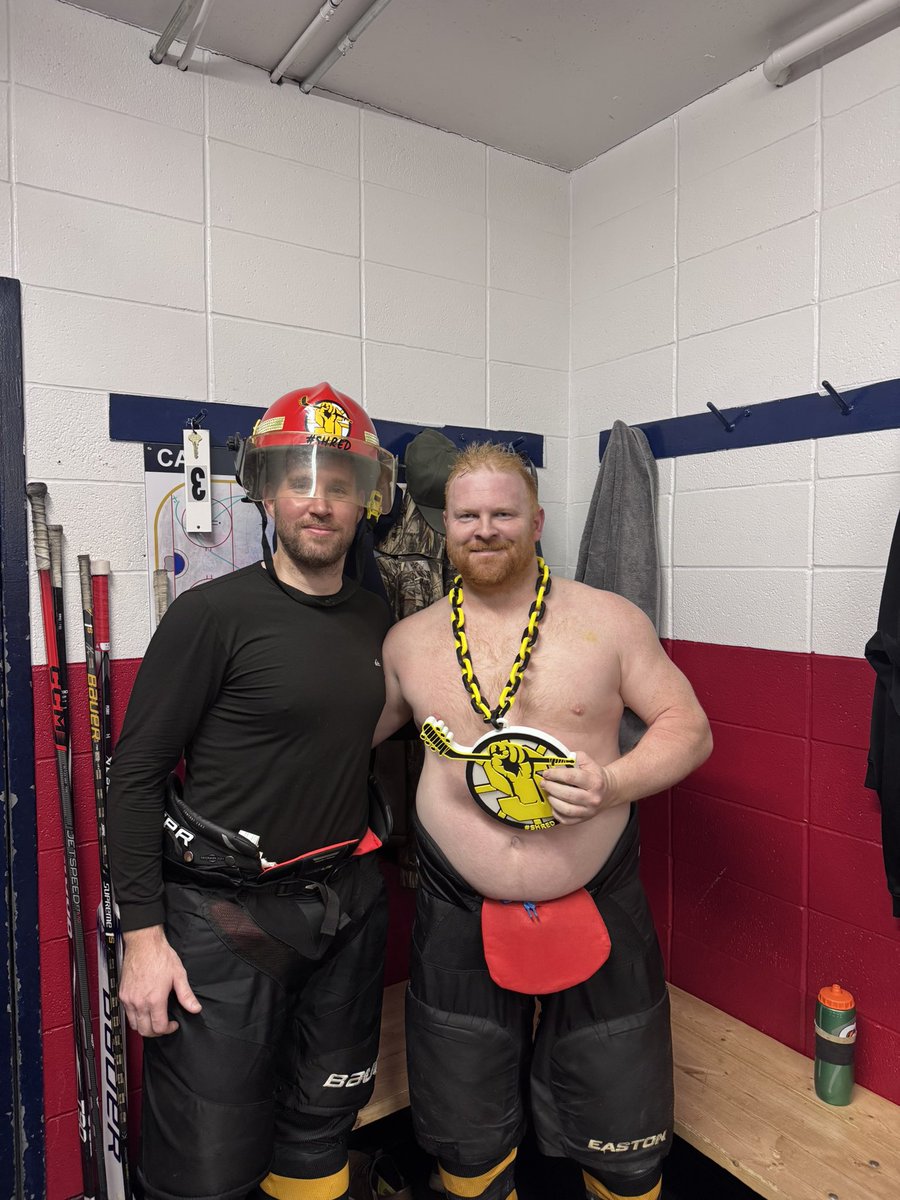 The DOG goes to <a href="/BradJanot/">brad janot</a>. He was all over the sheet and relentless on the forecheck. <a href="/brianEd19/">Edward</a> takes home the SOG with 5 goals and 1 Apple. 4 straight goals in the third to help capture the win. #shred