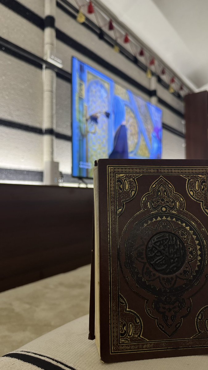 i7jrt's tweet photo. "أنت الرجاء يا مِنزل القرآن في شهر رمضان
محتاج في قلبي وفي وجهي وفي مسعاي نور". https://t.co/TXmK3j8Mbx