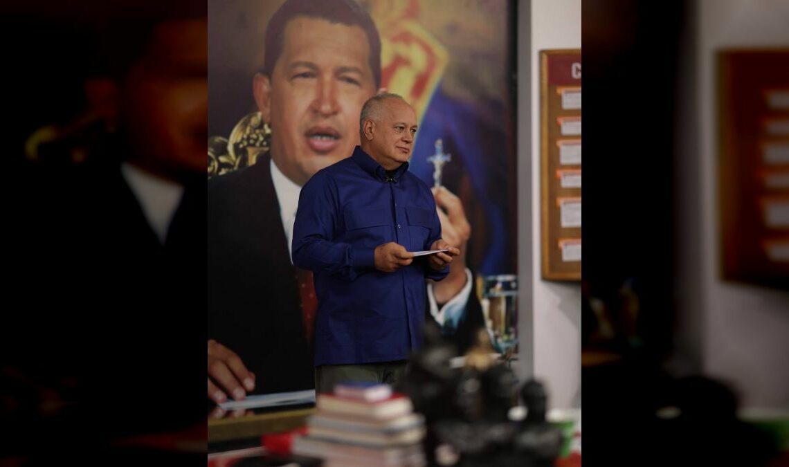 MichellM44247's tweet image. Diosdado Cabello: “Tarek fue un buen Fiscal General, ahora será un excelente Defensor del Pueblo”

#FarrhanaBhatt #sstvi
#helevier  #uominiedonne #paobc
#paofc  #EMILIJAMILOJEVIC