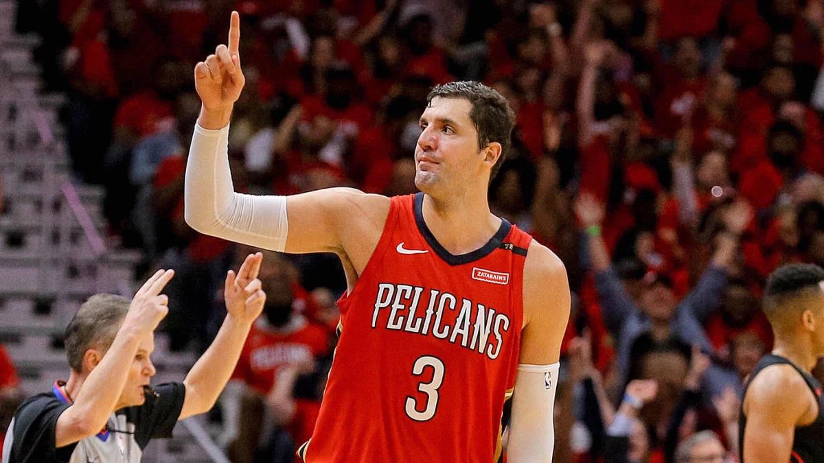 ProPelsTalk's tweet photo. There was never a bad word said about this man. https://t.co/M5n9qNb4mX