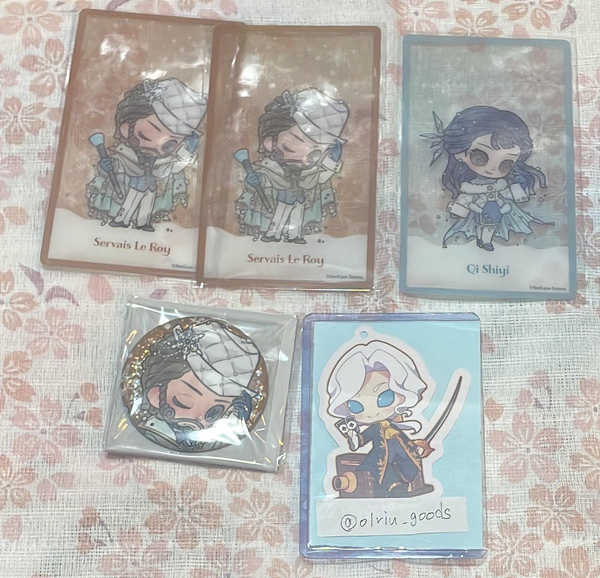 譲渡 交換 第五人格 雪まつり2026 缶バッジ クリアカード 譲 骨董商