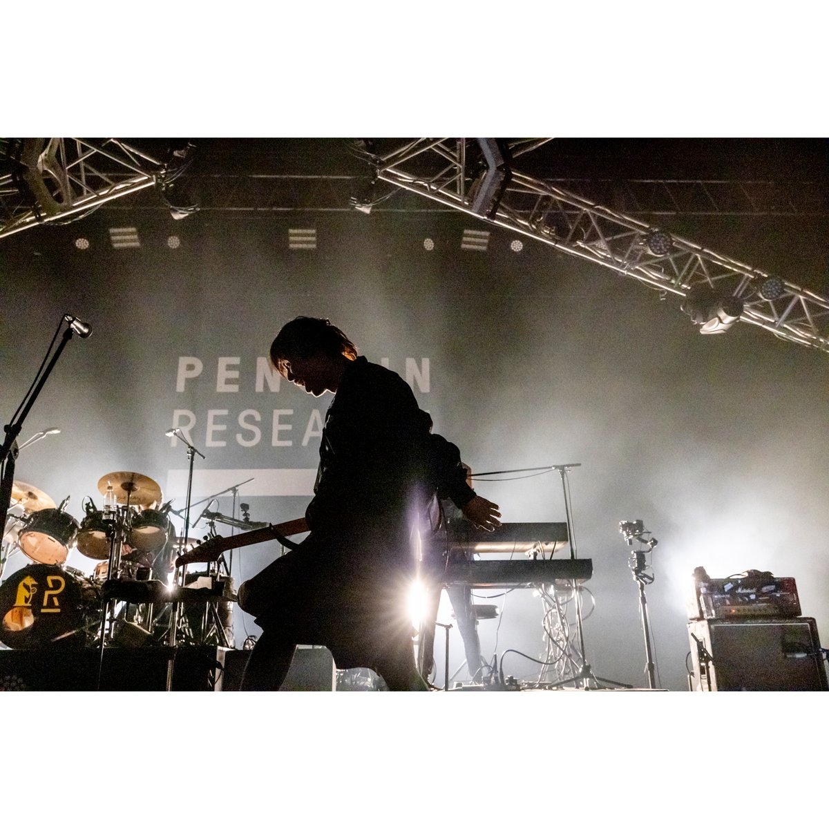 📸Live Photo📸

生田鷹司(Vo.) <a href="/bonyariYo_ji/">よーじ PENGUIN RESEARCH</a> 

26.1.18 sun.
10th ANNIVERSARY TOUR
“敗者復活戦自由形”
at EX THEATER ROPPONGI

Photo by Viola Kam (V’z Twinkle) <a href="/vizkage/">VIOLA KAM ★</a>