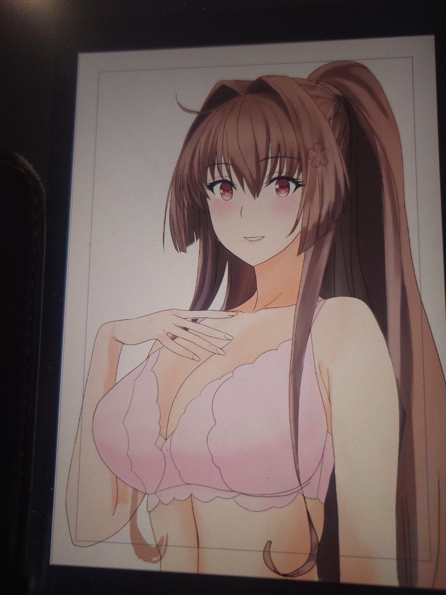 診察待ち時間に下着の大和さんを描く 