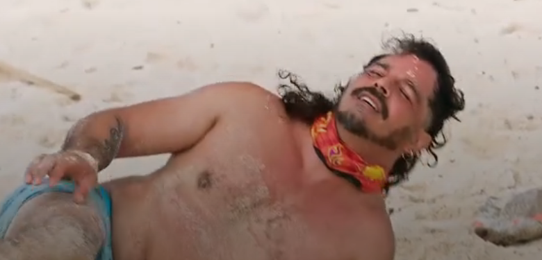 TheAllanAguirre's tweet image. Coach sniping the key from Ozzy after all of Ozzy's hard work. 

Absolute Cinema. 

The Dragon Slayer gets one over him AGAIN. 

#Survivor50