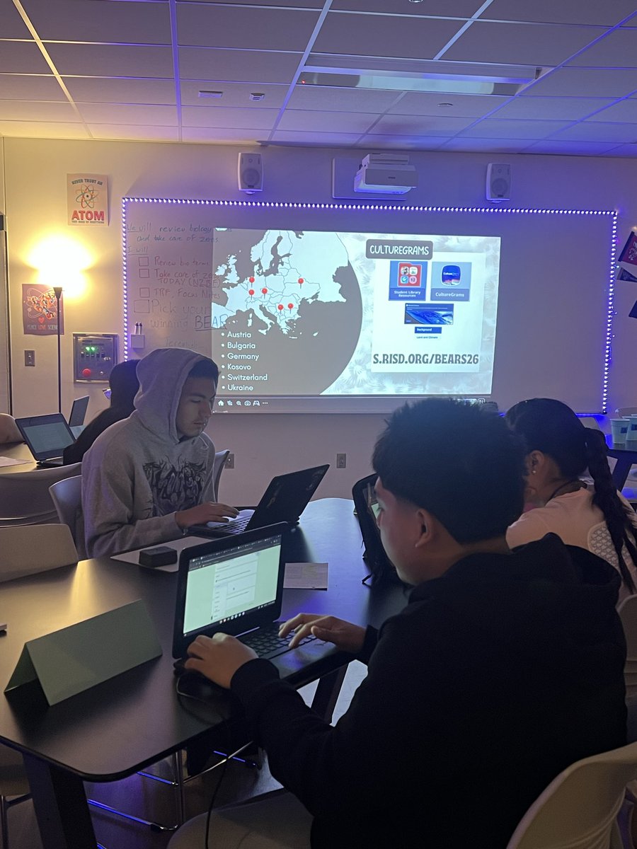 Ozzys_at_PHS's tweet photo. We’ve pretty much all heard of March Madness but have you heard of @FOURPAWSUSA March NAPNESS?!? We used @CultureGrams to look at the climates where all 6 bear sanctuaries are in Europe then completed our brackets. 🐻May the sleepiest bear win! #PHSlibrary https://t.co/R99LLDmLgA
