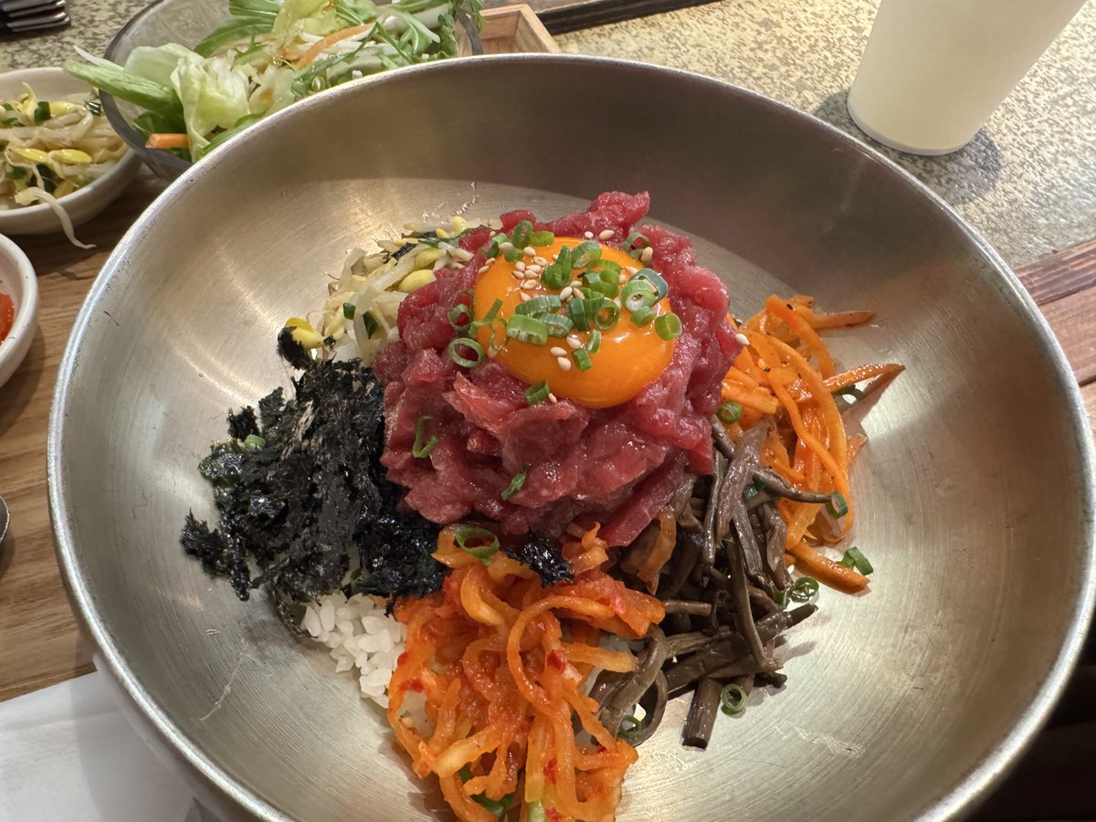 smallsummer0719's tweet photo. 新大久保で食いたいもん全部食ったった！！
#hwachon
#movemove
#macapresso
#shinchoncafe
#高栗屋 https://t.co/y5HHxBbkPu