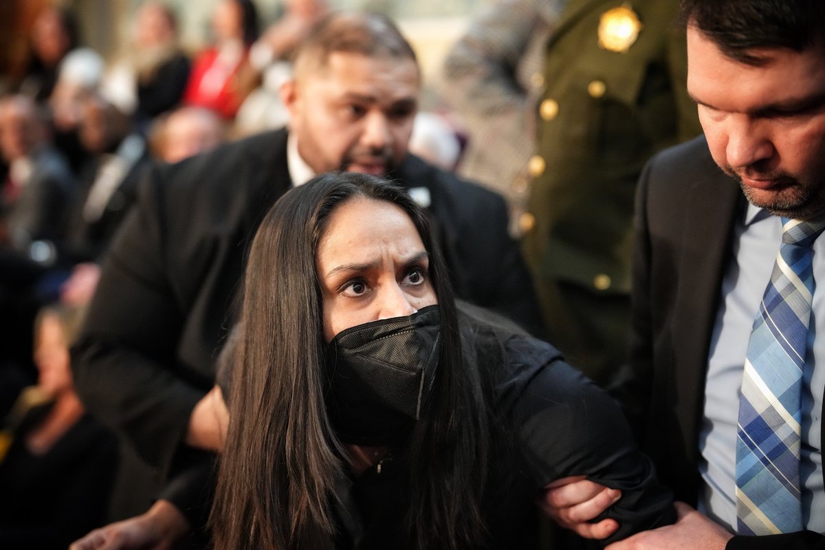 Frank Thorp V tweet media