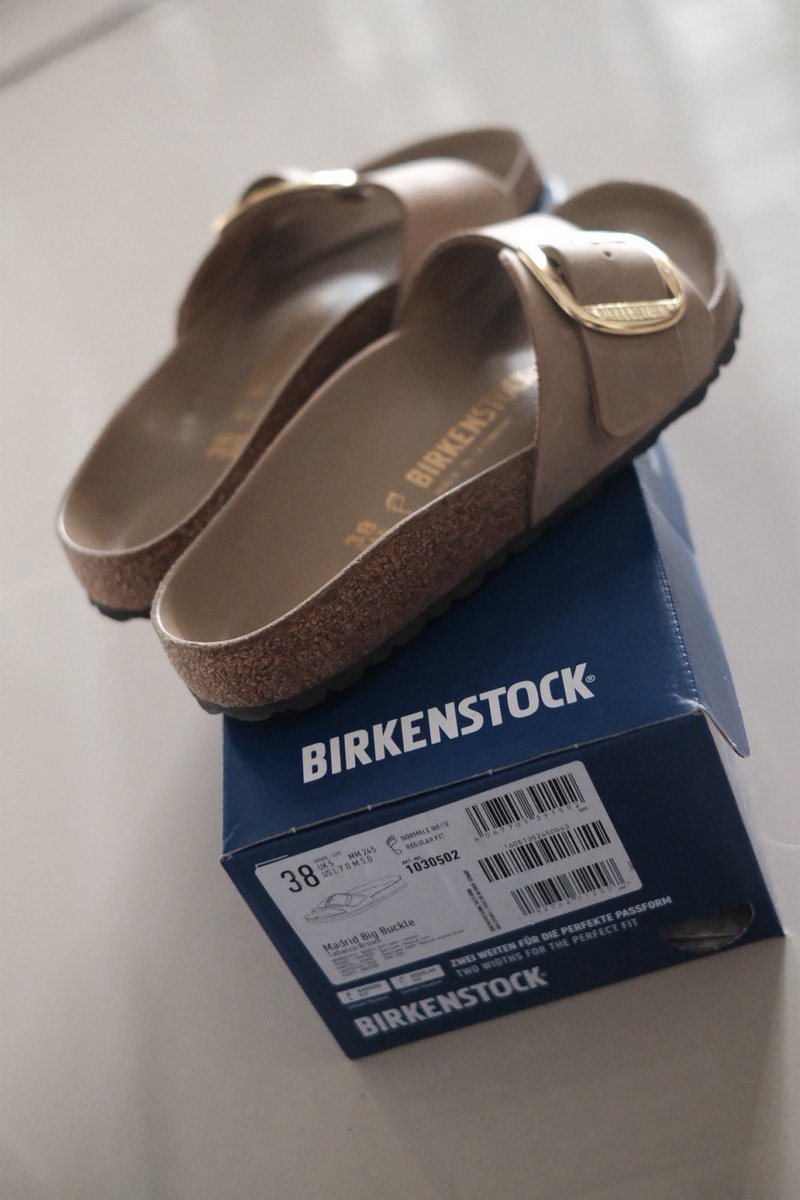 c_camel_'s tweet photo. Birkenstock madrid  big buckle size38
5,300 ส่งฟรี 

#Birkenstock #Birkenstockส่งต่อ https://t.co/hC5j8qBY6Q