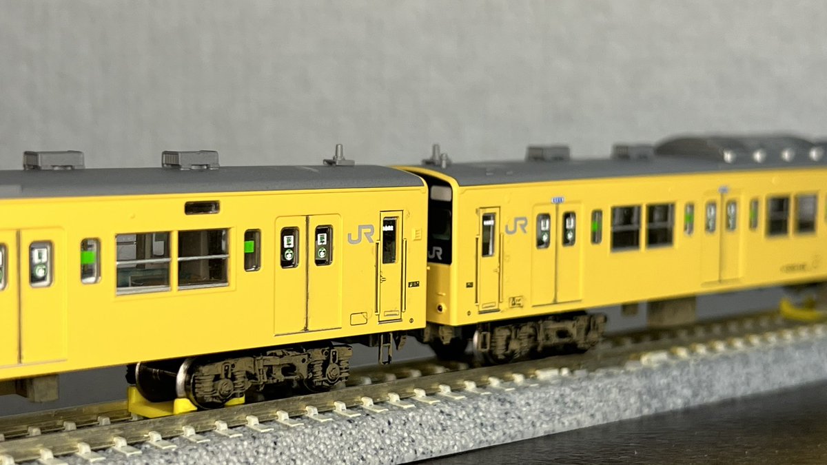 某お店にて、バチバチに加工されたTOMIXの201が安く売られていたので